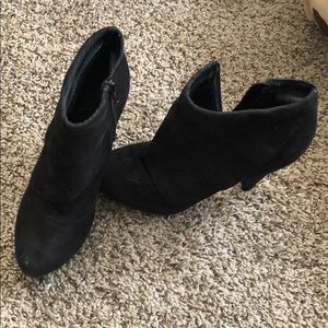 Black Fioni Ankle Boots